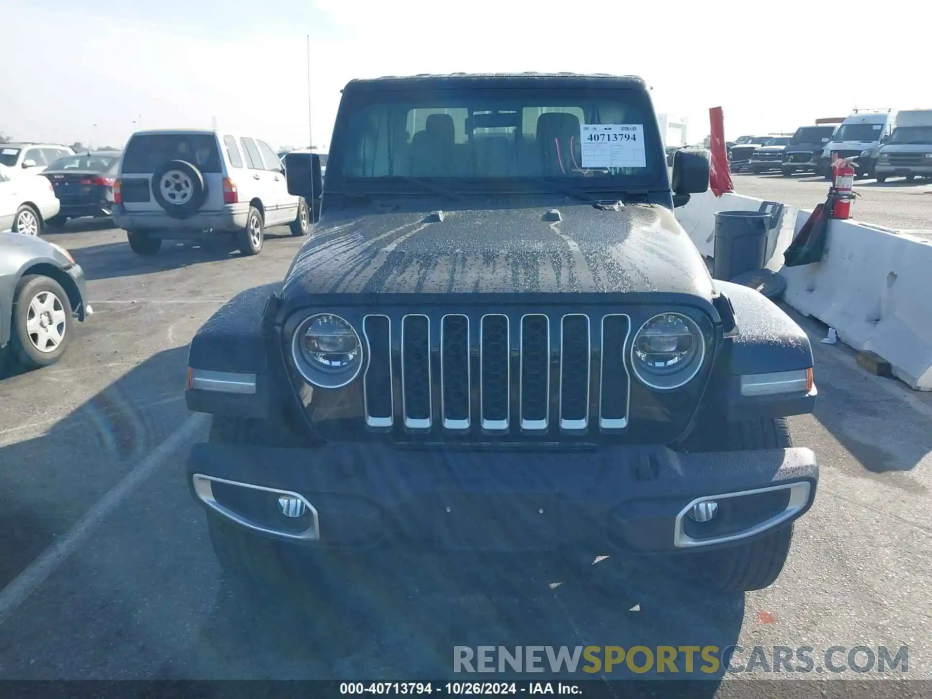 13 Photograph of a damaged car 1C6HJTFG7LL139980 JEEP GLADIATOR 2020