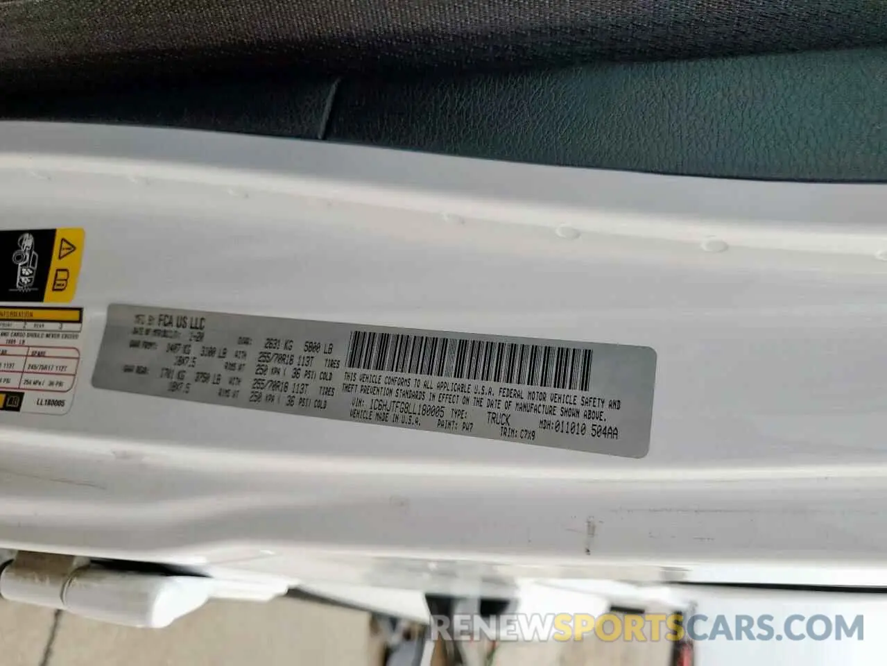 14 Photograph of a damaged car 1C6HJTFG8LL180005 JEEP GLADIATOR 2020