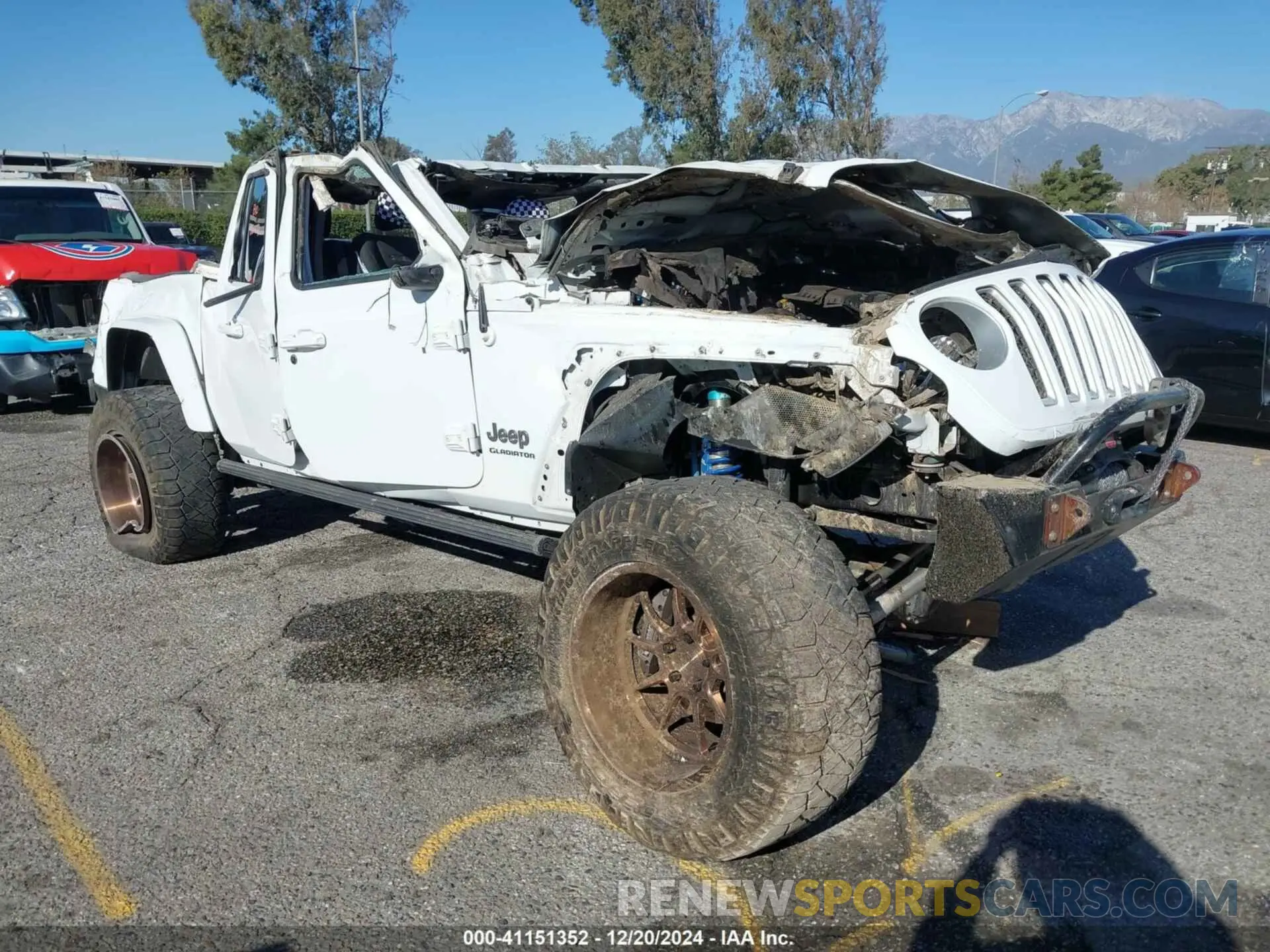 1 Photograph of a damaged car 1C6HJTFGXLL127886 JEEP GLADIATOR 2020