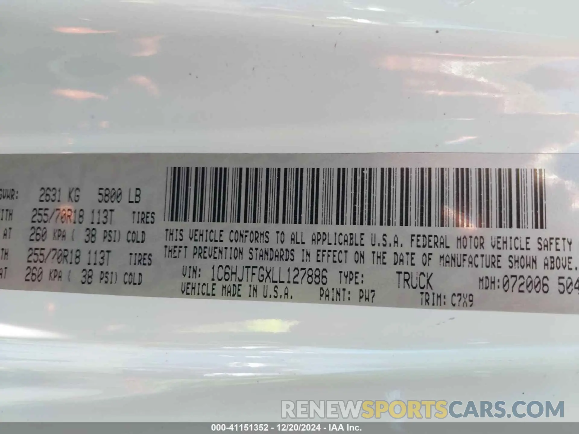 9 Photograph of a damaged car 1C6HJTFGXLL127886 JEEP GLADIATOR 2020