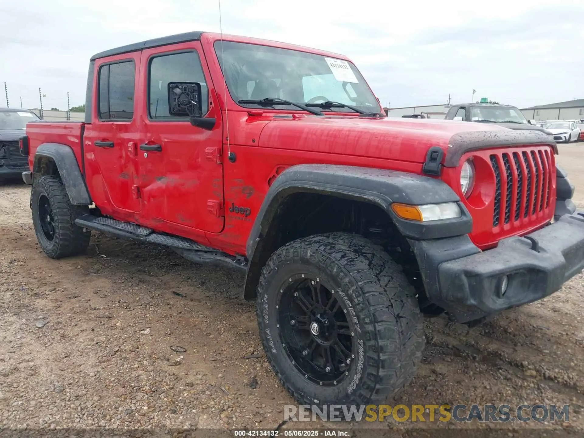1 Photograph of a damaged car 1C6JJTAG1LL108622 JEEP GLADIATOR 2020
