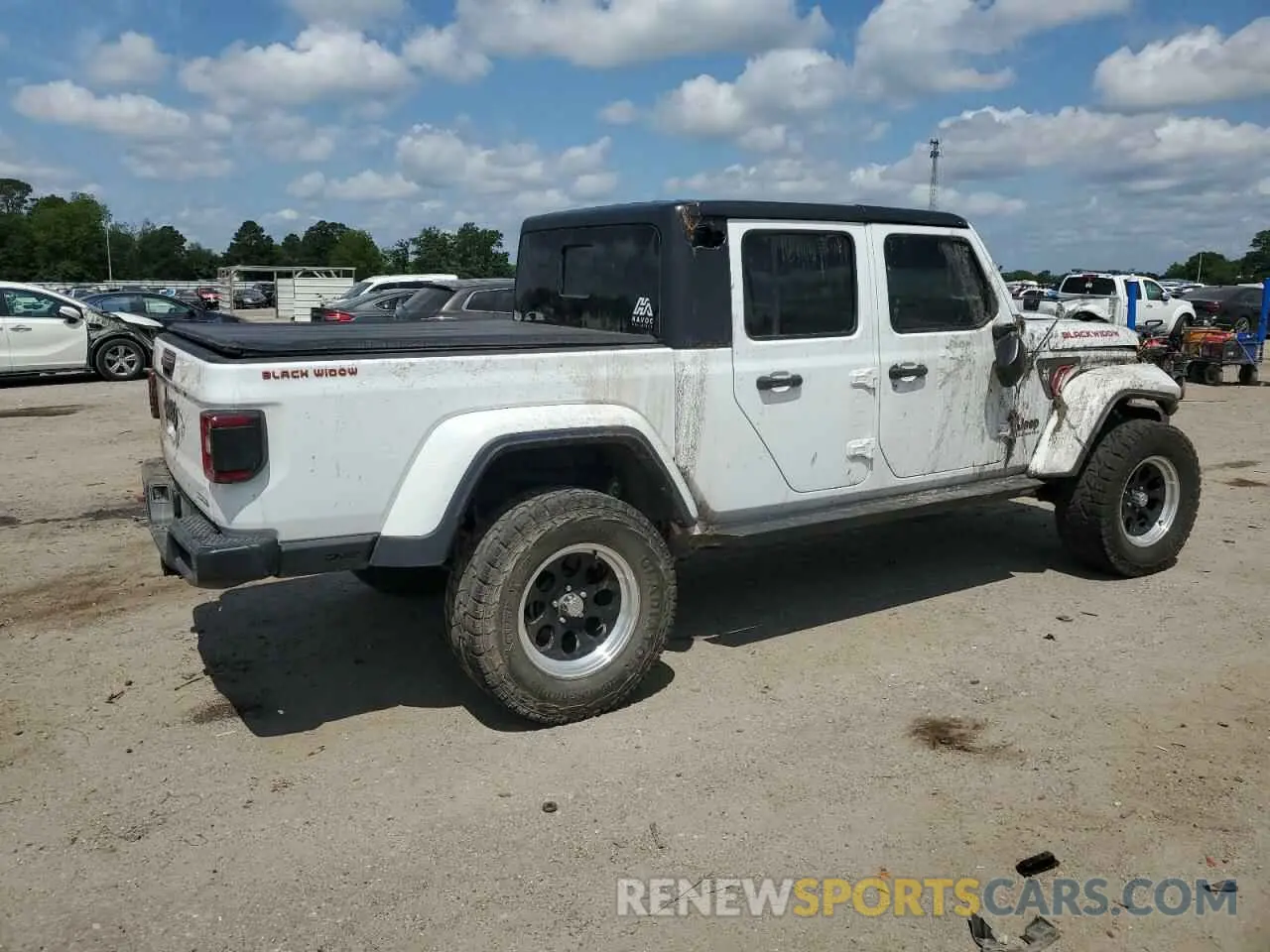 3 Photograph of a damaged car 1C6JJTAG3LL215977 JEEP GLADIATOR 2020