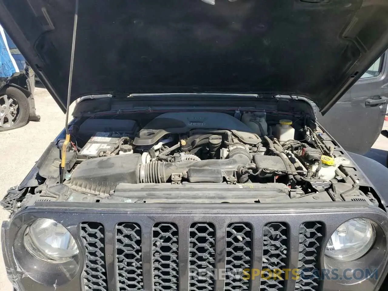 11 Photograph of a damaged car 1C6JJTAG4LL184187 JEEP GLADIATOR 2020