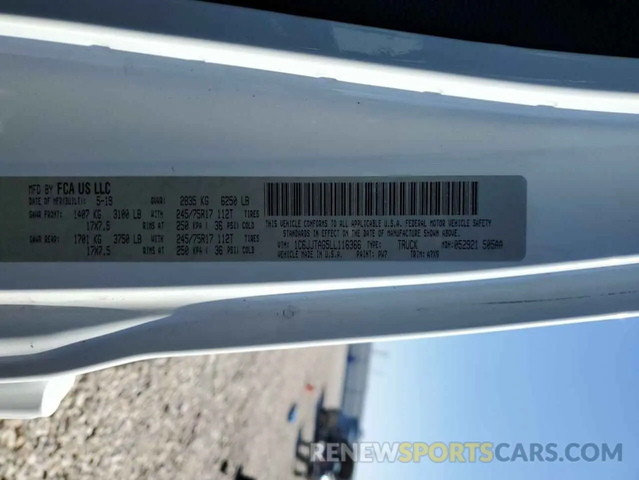 15 Photograph of a damaged car 1C6JJTAG5LL116366 JEEP GLADIATOR 2020