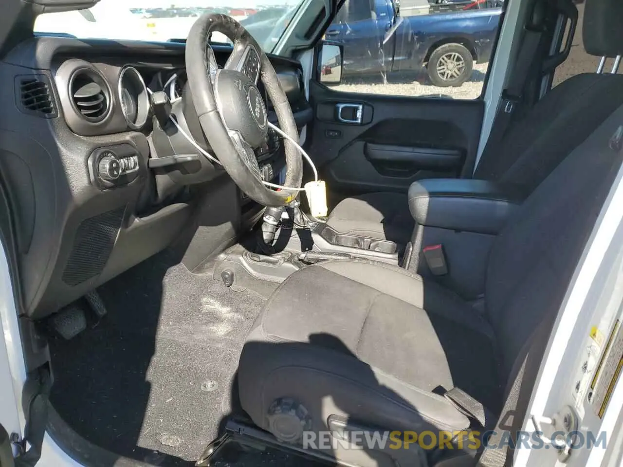 7 Photograph of a damaged car 1C6JJTAG5LL116366 JEEP GLADIATOR 2020