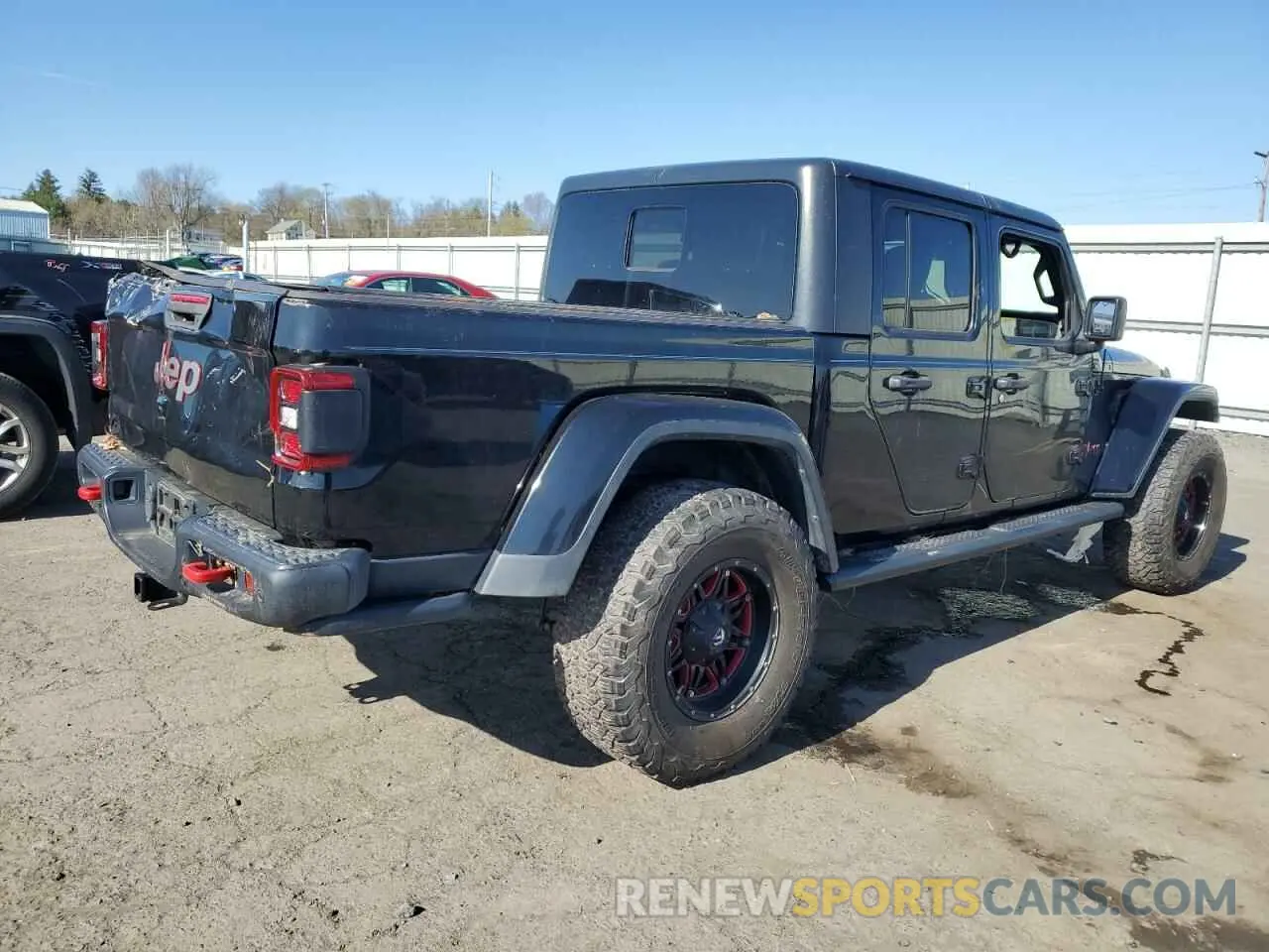 3 Photograph of a damaged car 1C6JJTBG0LL135826 JEEP GLADIATOR 2020