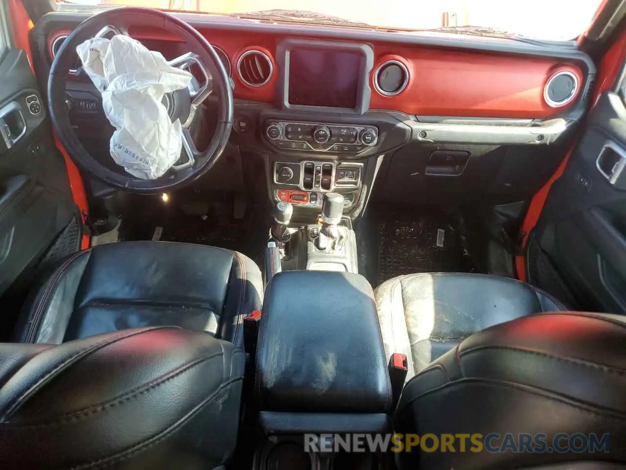 8 Photograph of a damaged car 1C6JJTBG0LL136507 JEEP GLADIATOR 2020