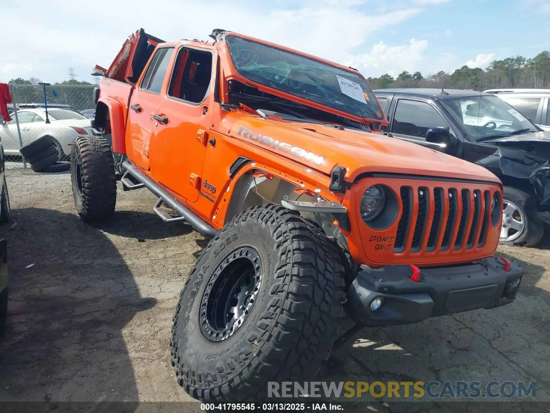 1 Photograph of a damaged car 1C6JJTBG0LL164890 JEEP GLADIATOR 2020