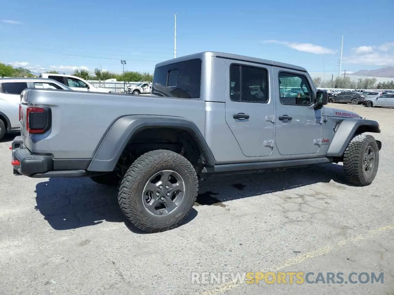 3 Photograph of a damaged car 1C6JJTBG3LL102061 JEEP GLADIATOR 2020