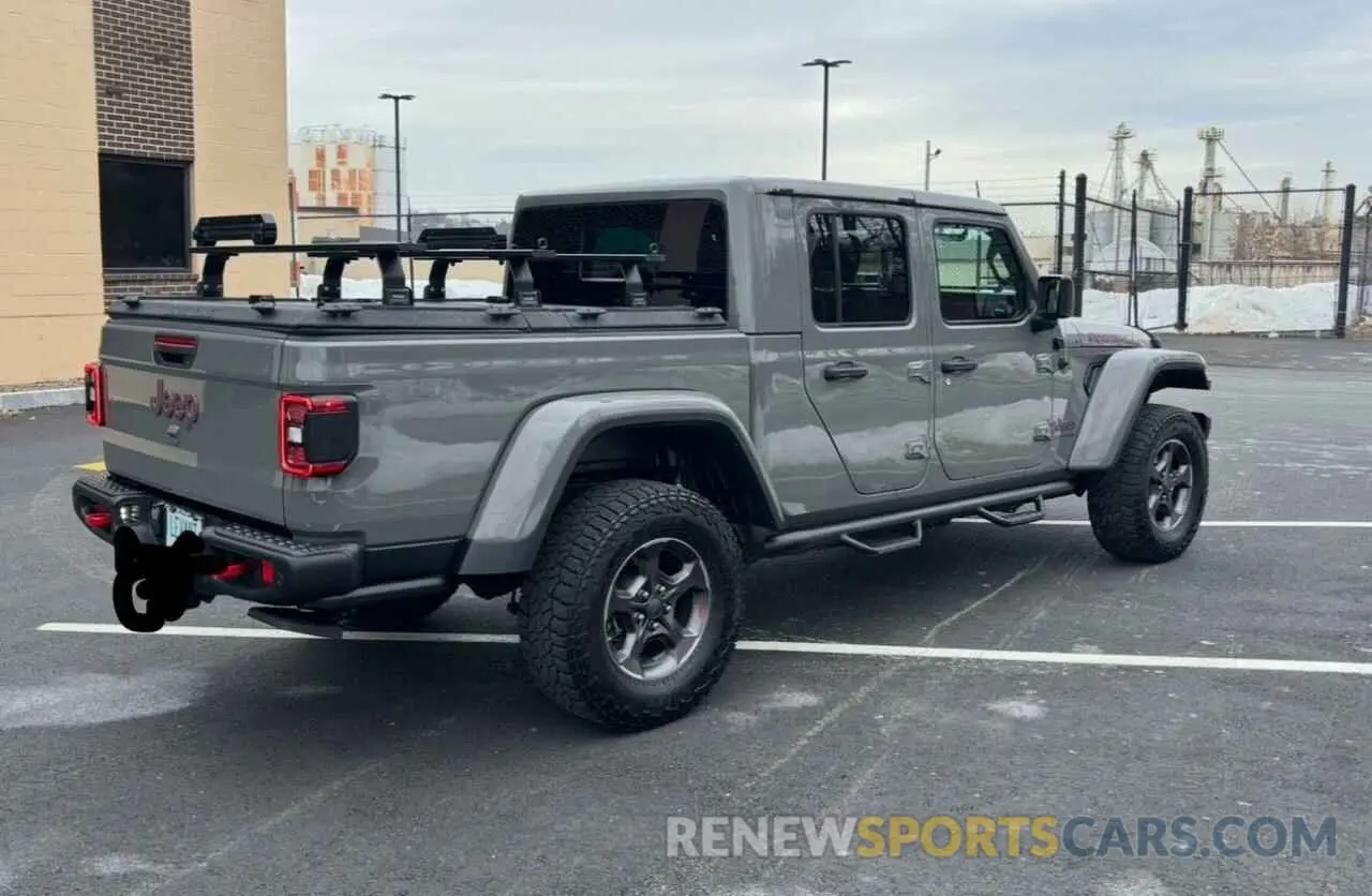 4 Photograph of a damaged car 1C6JJTBG3LL159134 JEEP GLADIATOR 2020