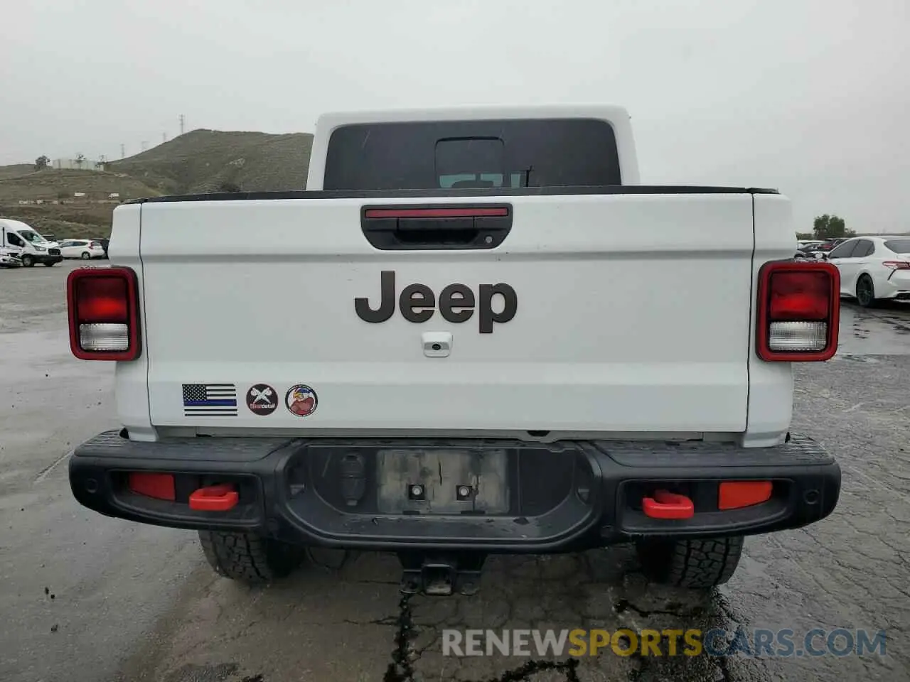6 Photograph of a damaged car 1C6JJTBG3LL206730 JEEP GLADIATOR 2020