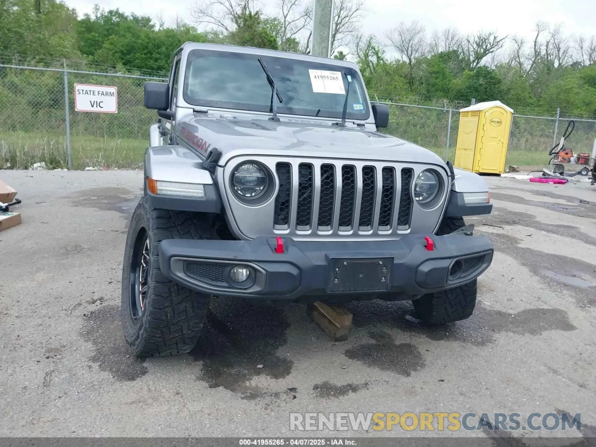 12 Photograph of a damaged car 1C6JJTBG5LL142576 JEEP GLADIATOR 2020