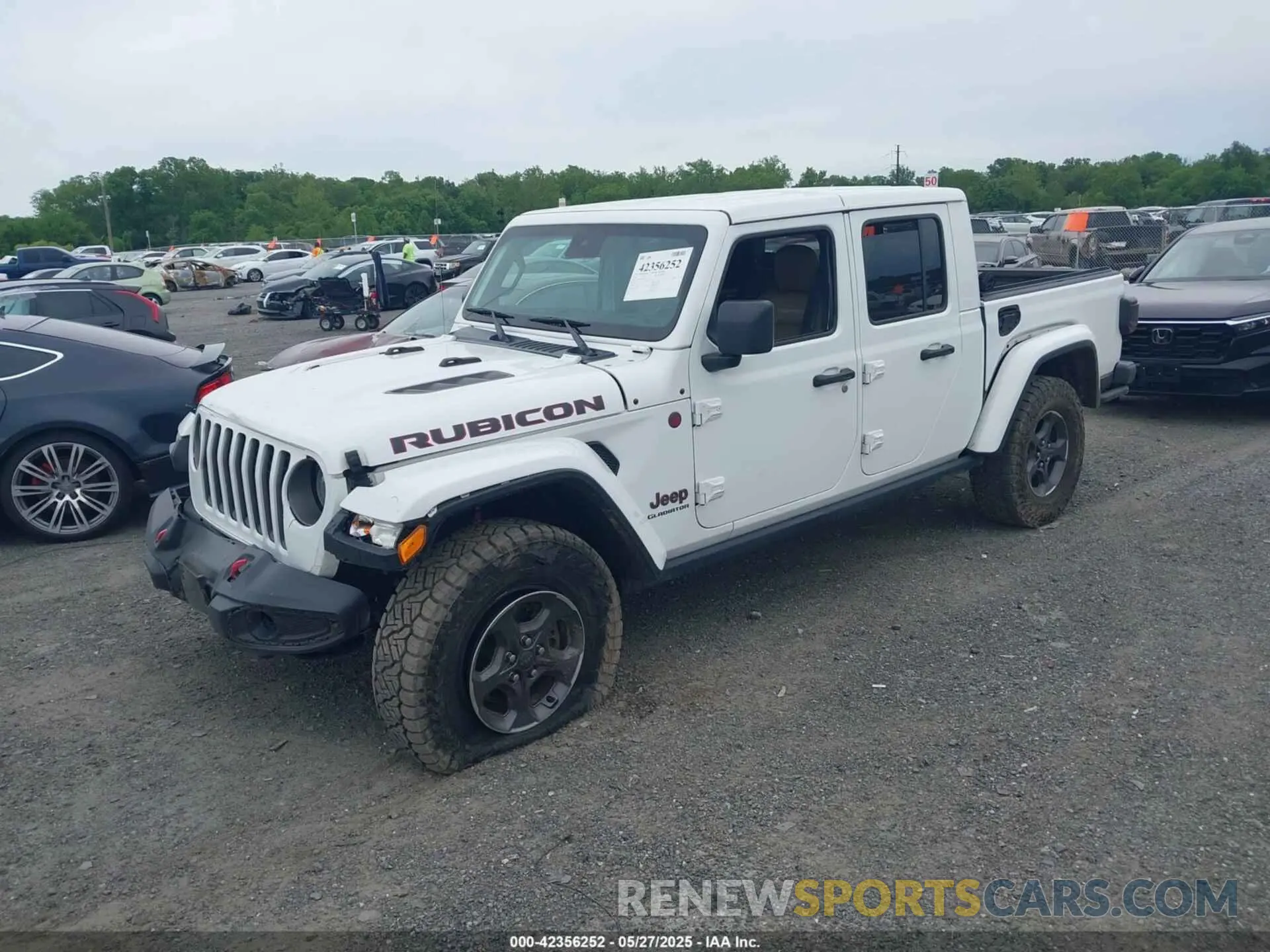 2 Photograph of a damaged car 1C6JJTBG5LL191888 JEEP GLADIATOR 2020