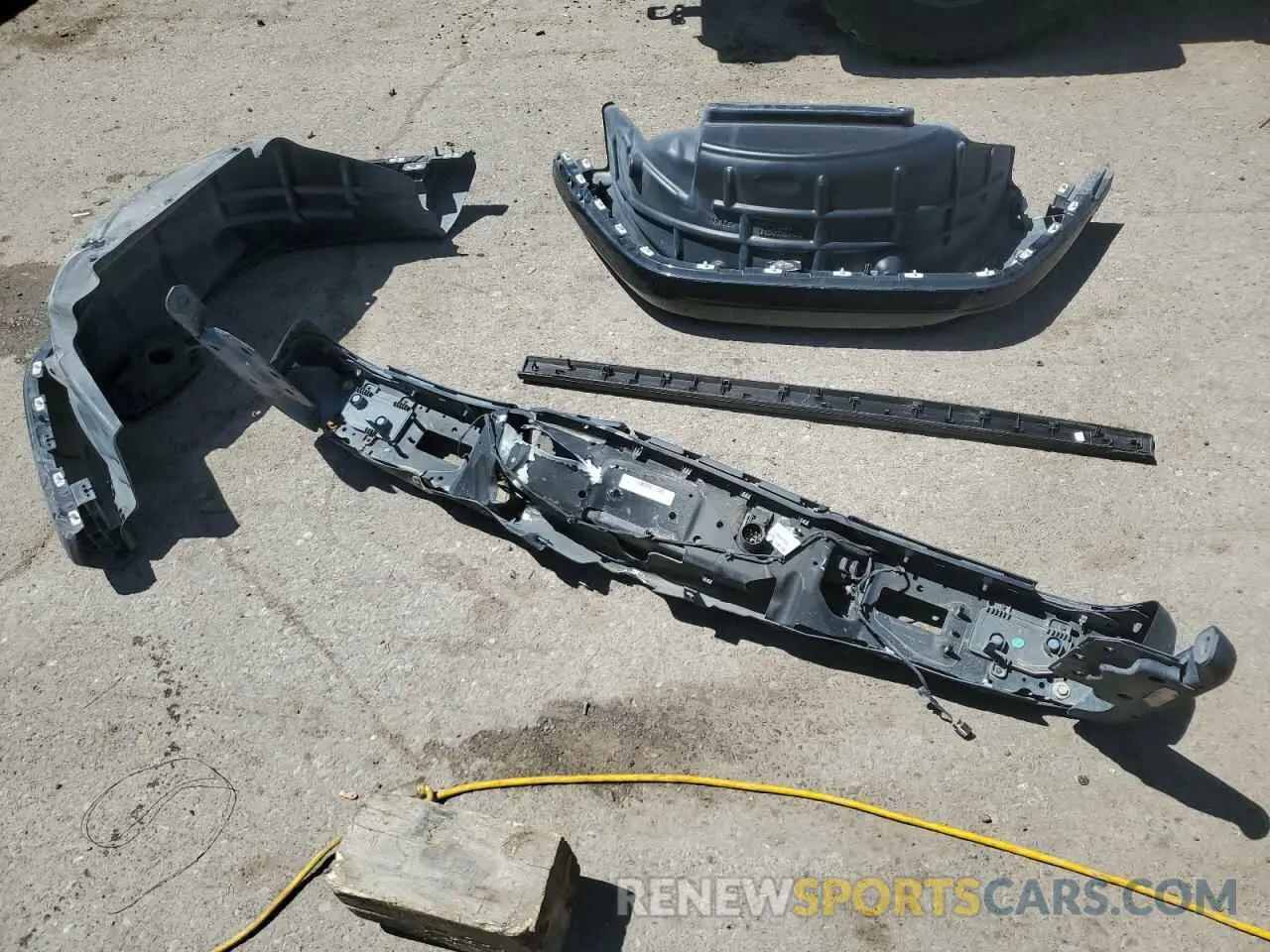 12 Photograph of a damaged car 1C6JJTBG8LL154950 JEEP GLADIATOR 2020