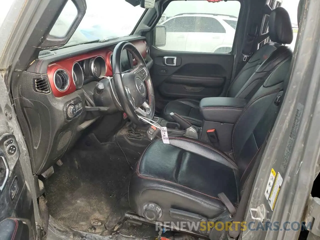 7 Photograph of a damaged car 1C6JJTBG9LL150356 JEEP GLADIATOR 2020