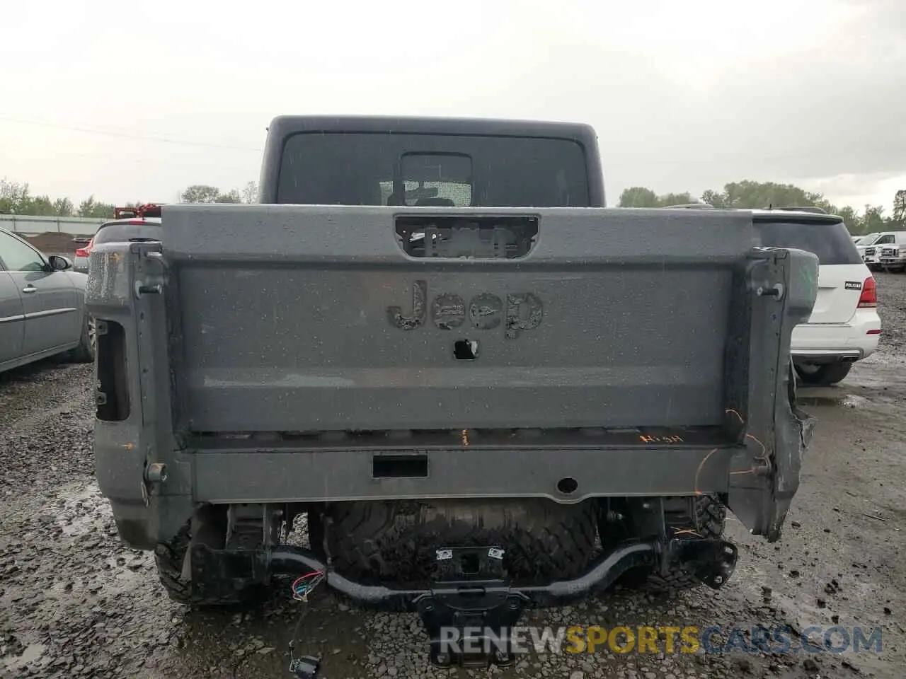 6 Photograph of a damaged car 1C6JJTEG9LL202452 JEEP GLADIATOR 2020