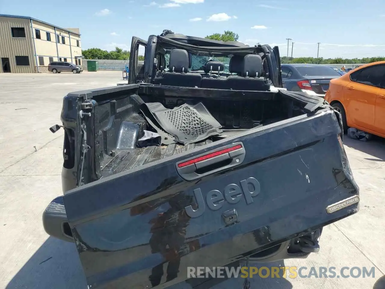 6 Photograph of a damaged car 1C6HJTAG0ML587535 JEEP GLADIATOR 2021