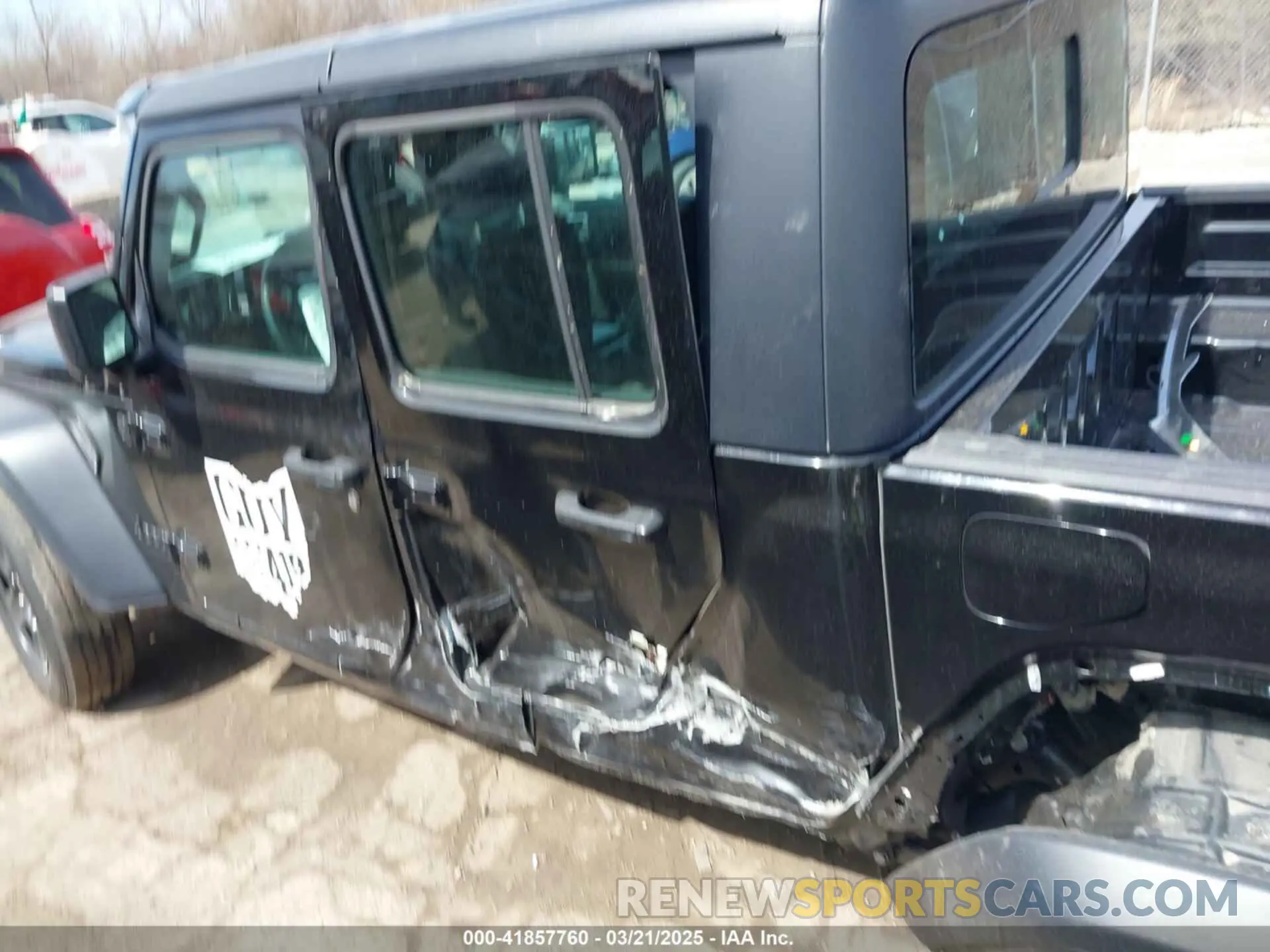 13 Photograph of a damaged car 1C6HJTAG0ML614832 JEEP GLADIATOR 2021