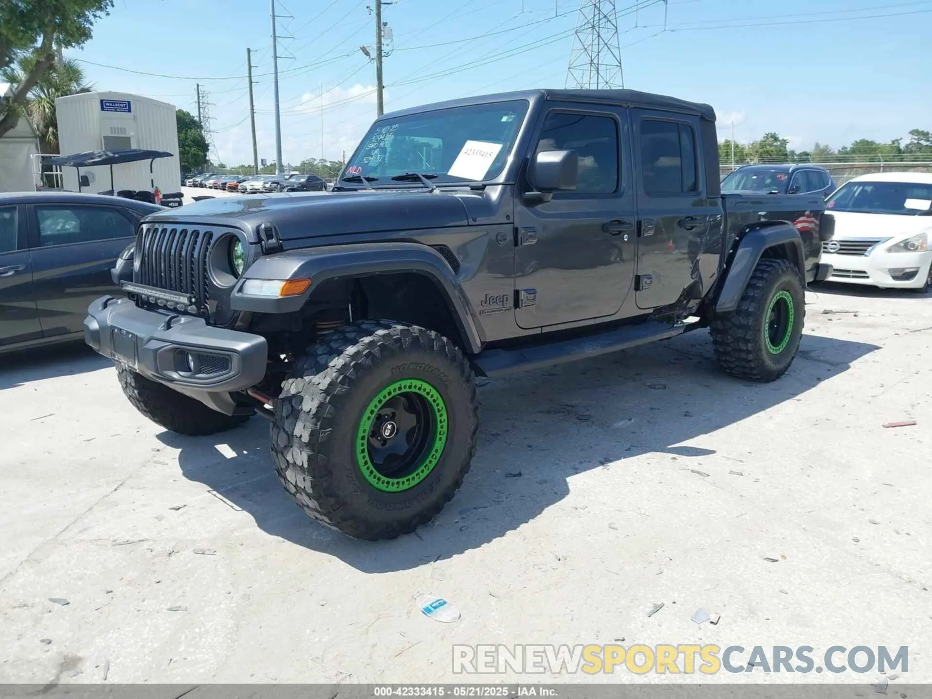 2 Photograph of a damaged car 1C6HJTAG2ML512027 JEEP GLADIATOR 2021