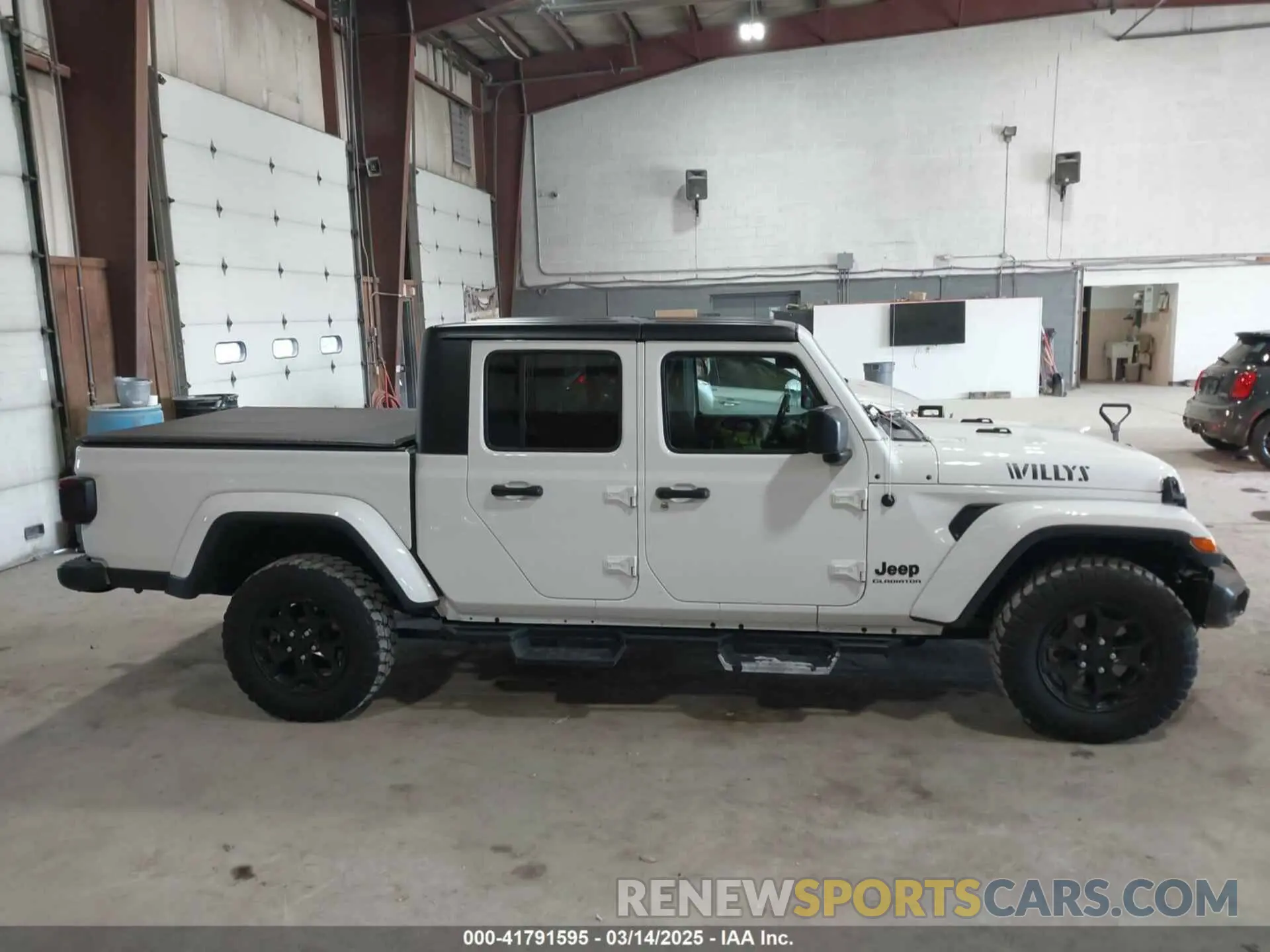 13 Photograph of a damaged car 1C6HJTAG3ML548261 JEEP GLADIATOR 2021