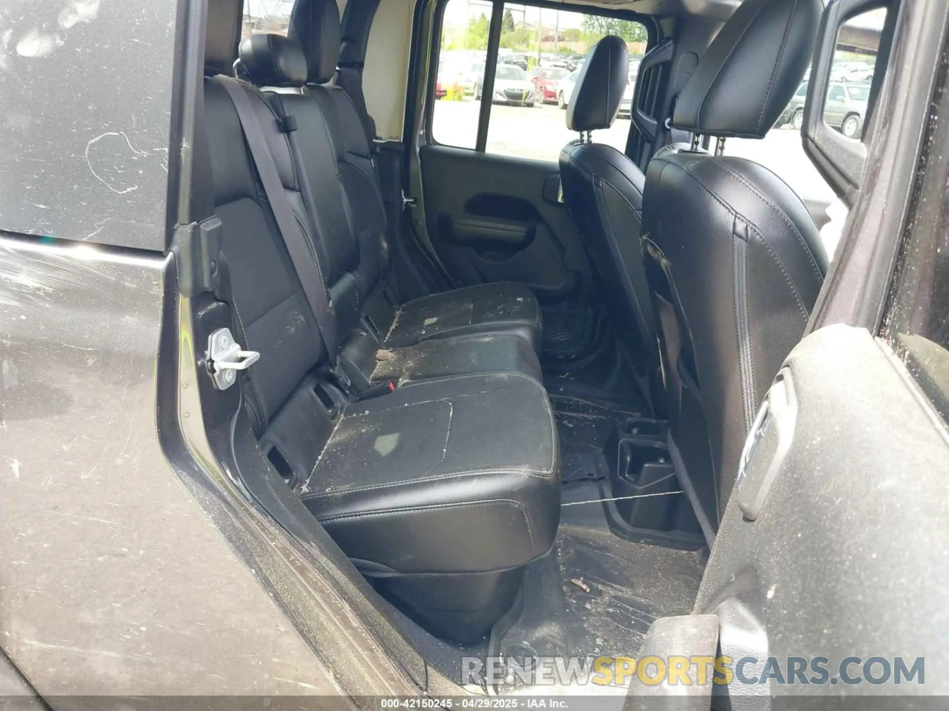 8 Photograph of a damaged car 1C6HJTAG3ML557932 JEEP GLADIATOR 2021