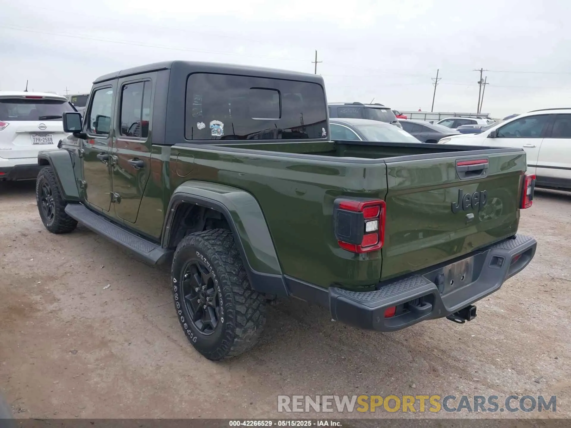 3 Photograph of a damaged car 1C6HJTAG3ML597461 JEEP GLADIATOR 2021