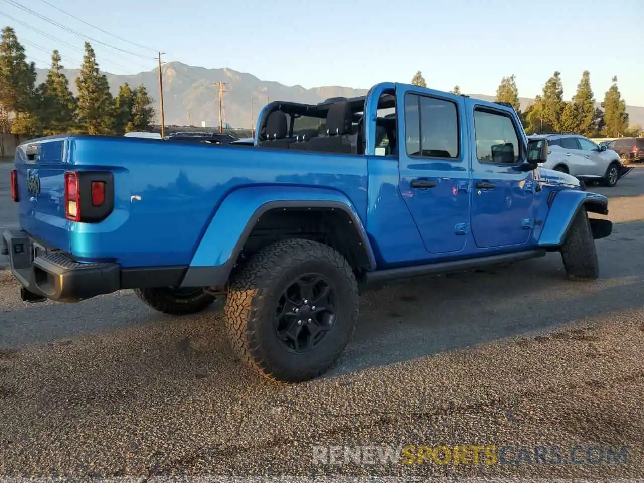 3 Photograph of a damaged car 1C6HJTAG5ML578295 JEEP GLADIATOR 2021