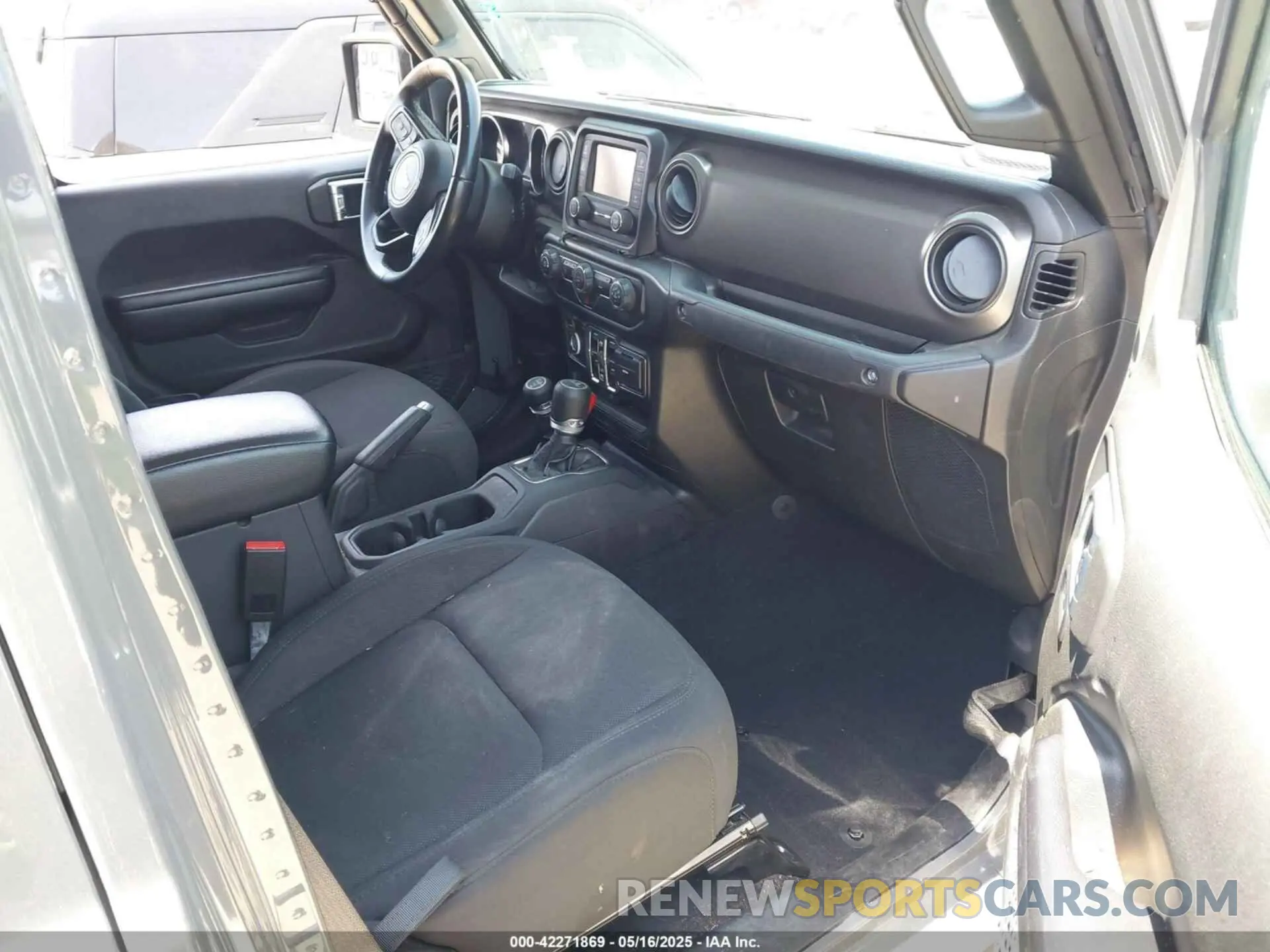 5 Photograph of a damaged car 1C6HJTAG5ML613725 JEEP GLADIATOR 2021