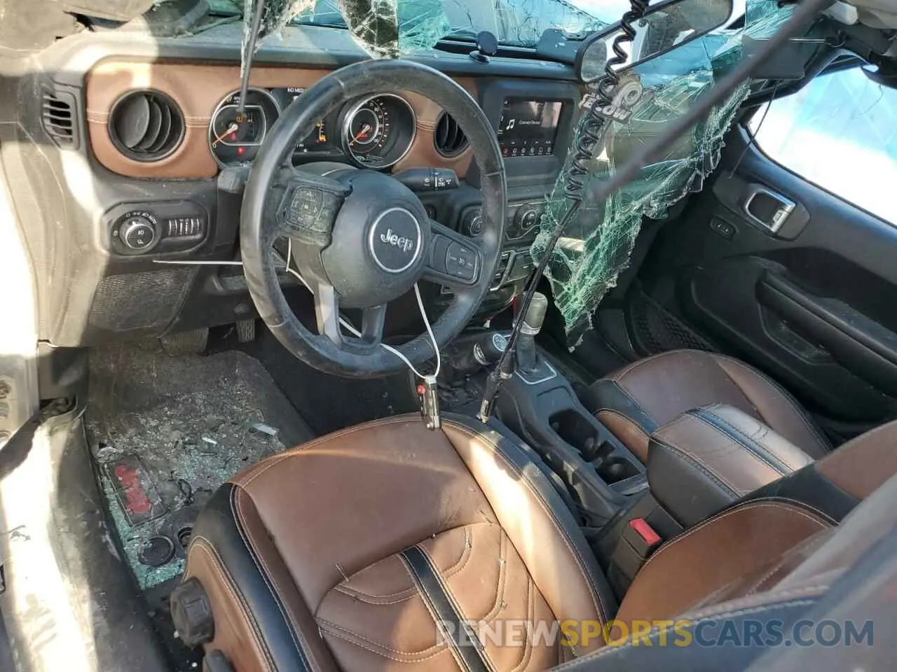 8 Photograph of a damaged car 1C6HJTAG6ML500625 JEEP GLADIATOR 2021
