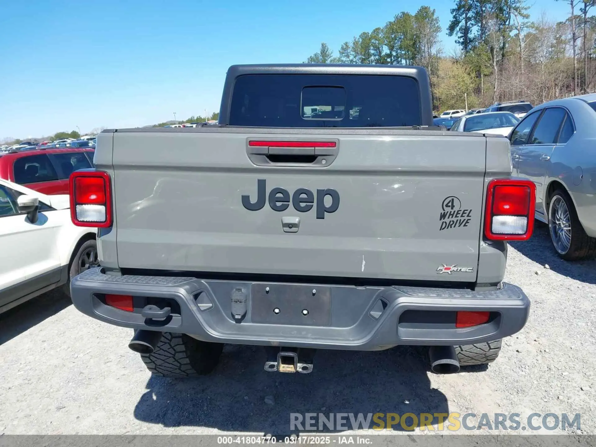 16 Photograph of a damaged car 1C6HJTAG6ML579715 JEEP GLADIATOR 2021