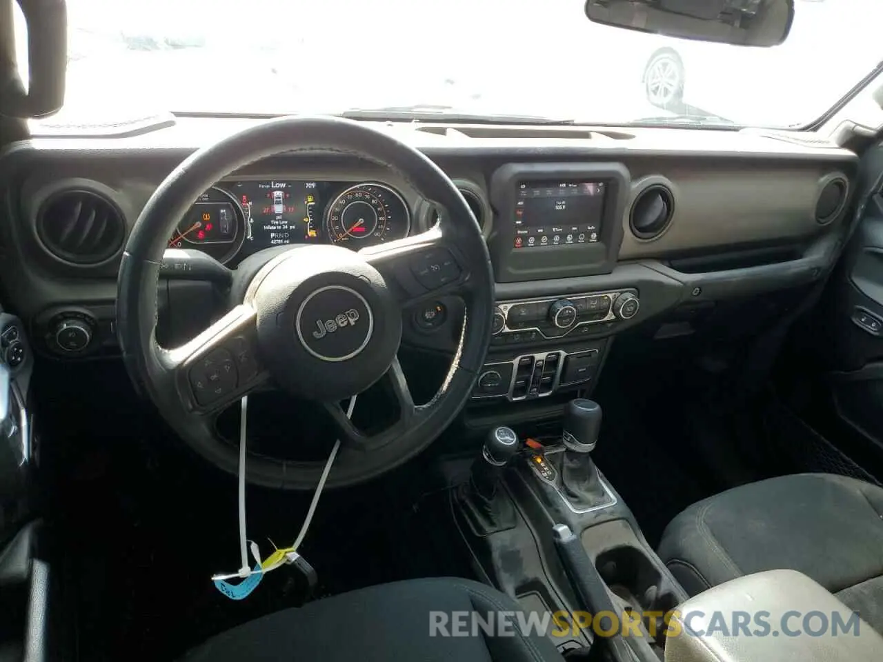 8 Photograph of a damaged car 1C6HJTAG7ML507101 JEEP GLADIATOR 2021