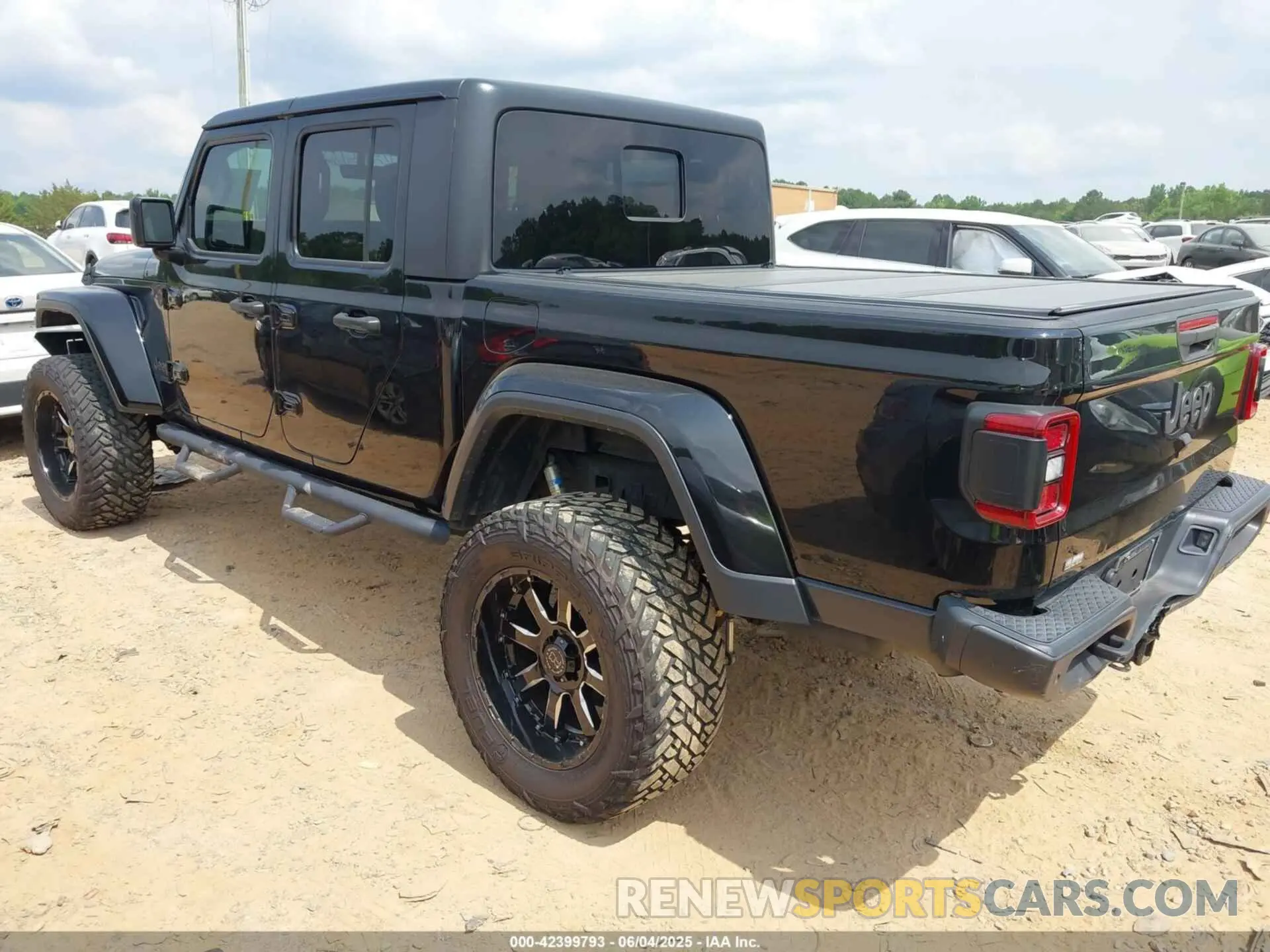 3 Photograph of a damaged car 1C6HJTAG7ML514114 JEEP GLADIATOR 2021