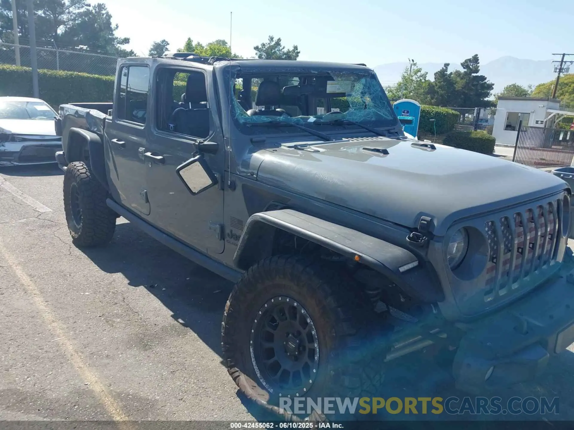 6 Photograph of a damaged car 1C6HJTAG7ML564981 JEEP GLADIATOR 2021