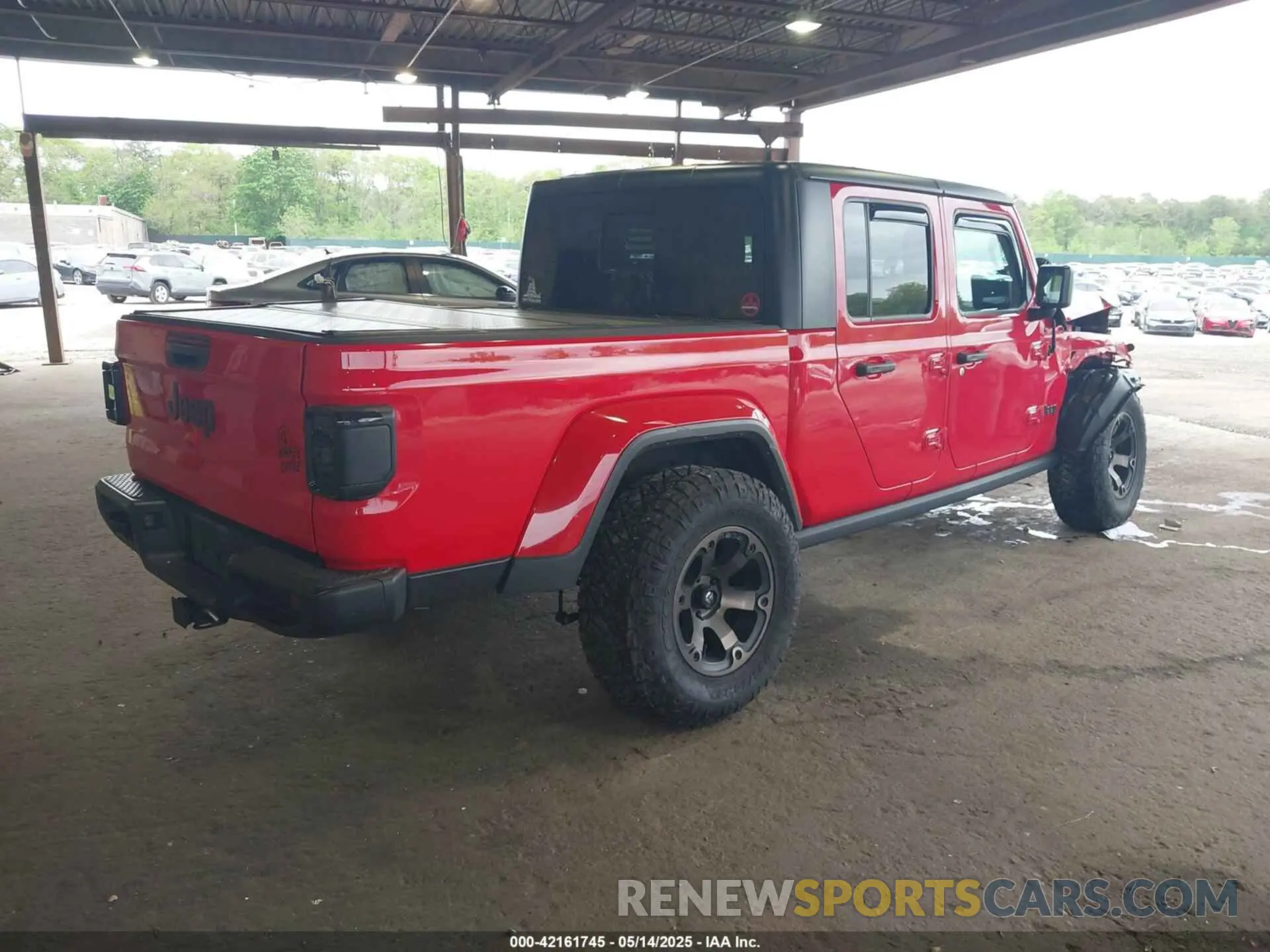 4 Photograph of a damaged car 1C6HJTAG7ML602130 JEEP GLADIATOR 2021