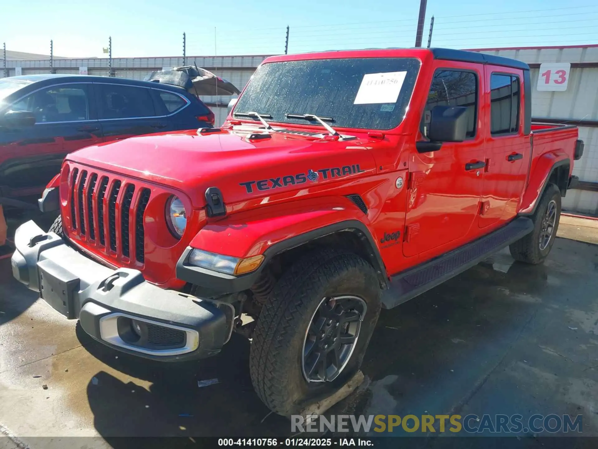 2 Photograph of a damaged car 1C6HJTAG7ML609661 JEEP GLADIATOR 2021