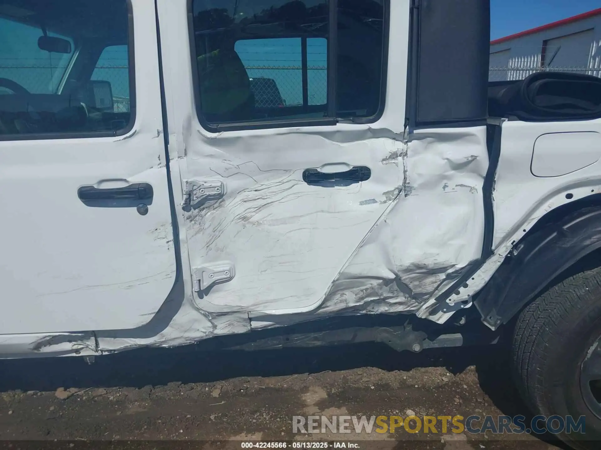 6 Photograph of a damaged car 1C6HJTAG7ML623561 JEEP GLADIATOR 2021