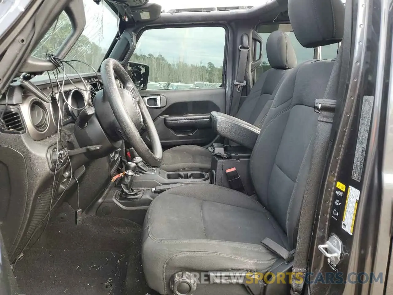 7 Photograph of a damaged car 1C6HJTAG8ML519743 JEEP GLADIATOR 2021