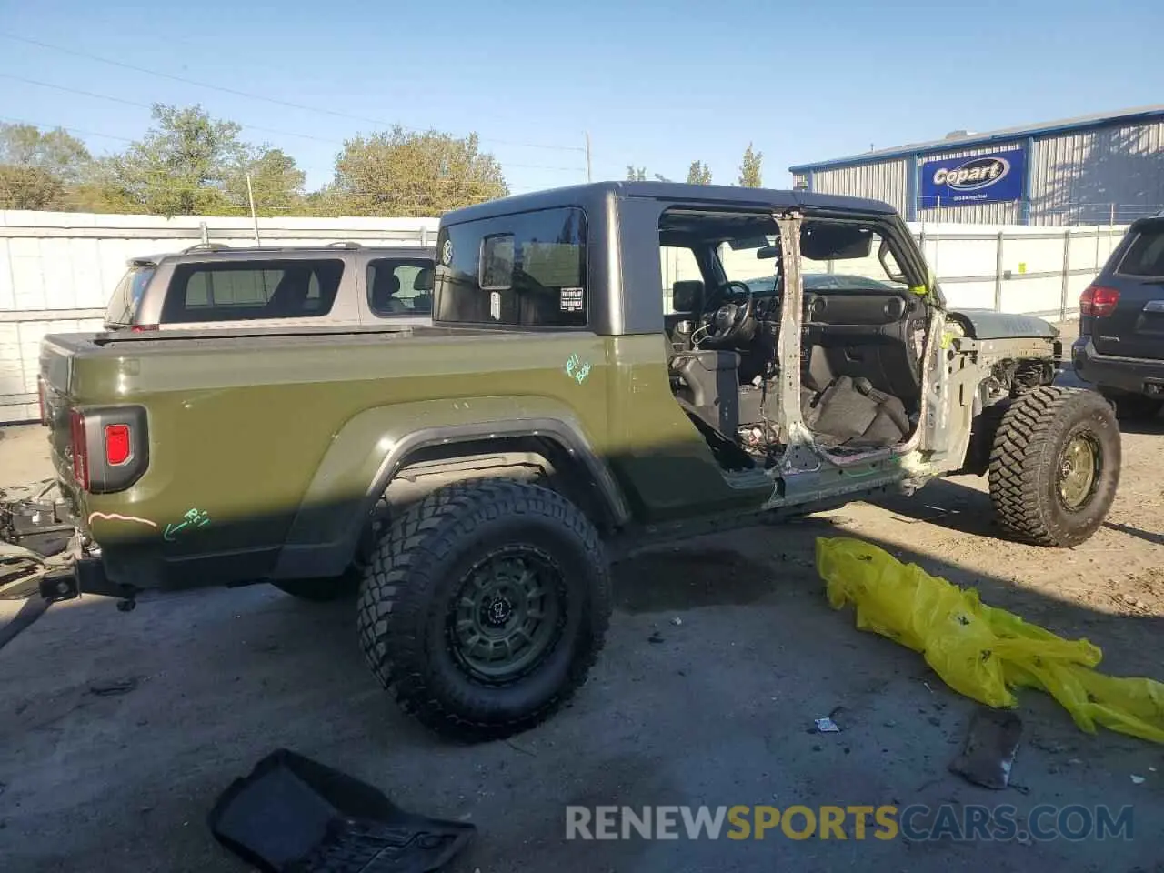 3 Photograph of a damaged car 1C6HJTAG8ML592059 JEEP GLADIATOR 2021