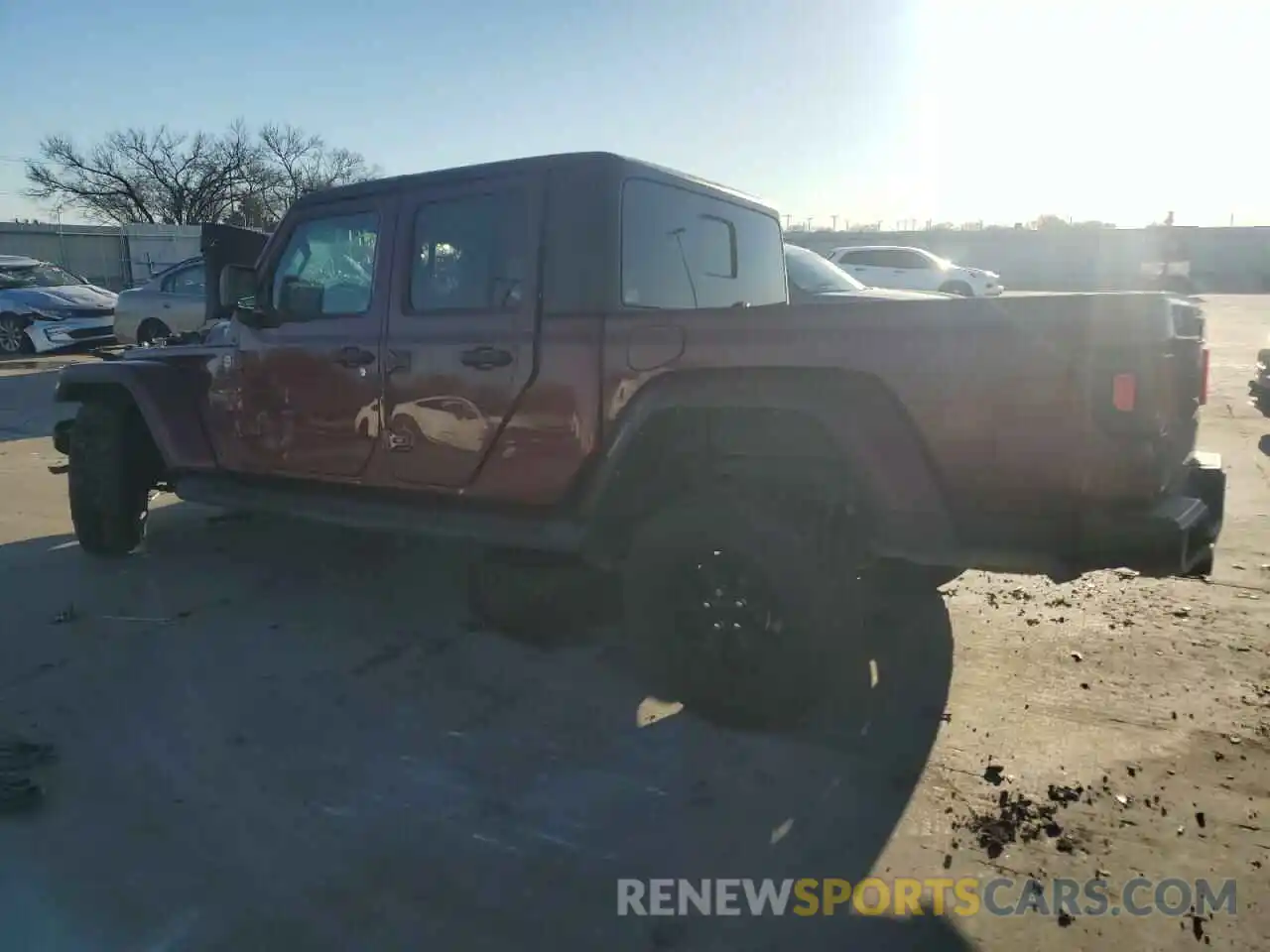 2 Photograph of a damaged car 1C6HJTAG9ML581023 JEEP GLADIATOR 2021