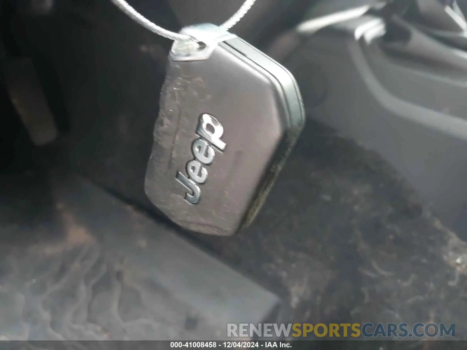 11 Photograph of a damaged car 1C6HJTAG9ML596170 JEEP GLADIATOR 2021