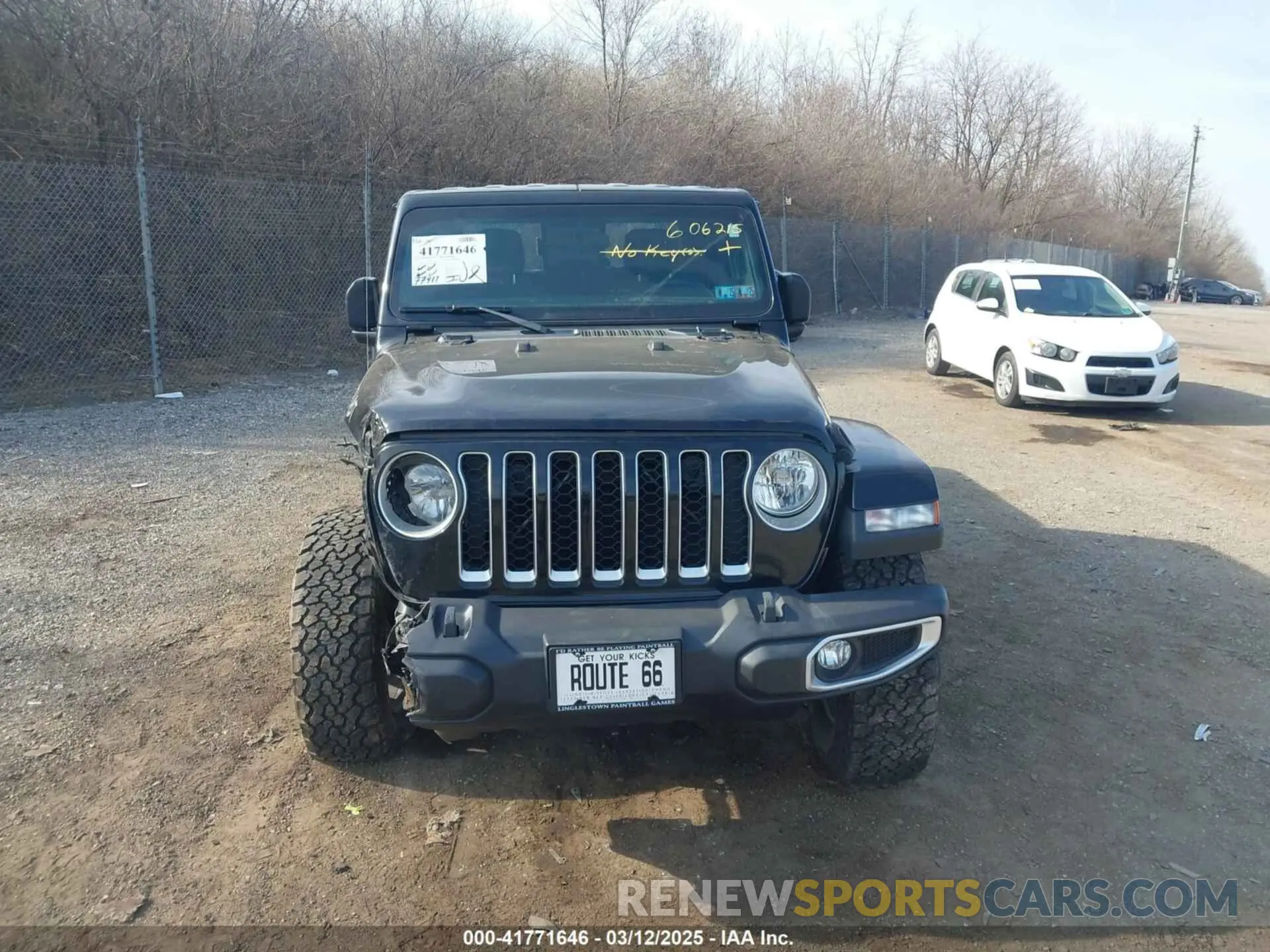 12 Photograph of a damaged car 1C6HJTFG1ML606215 JEEP GLADIATOR 2021