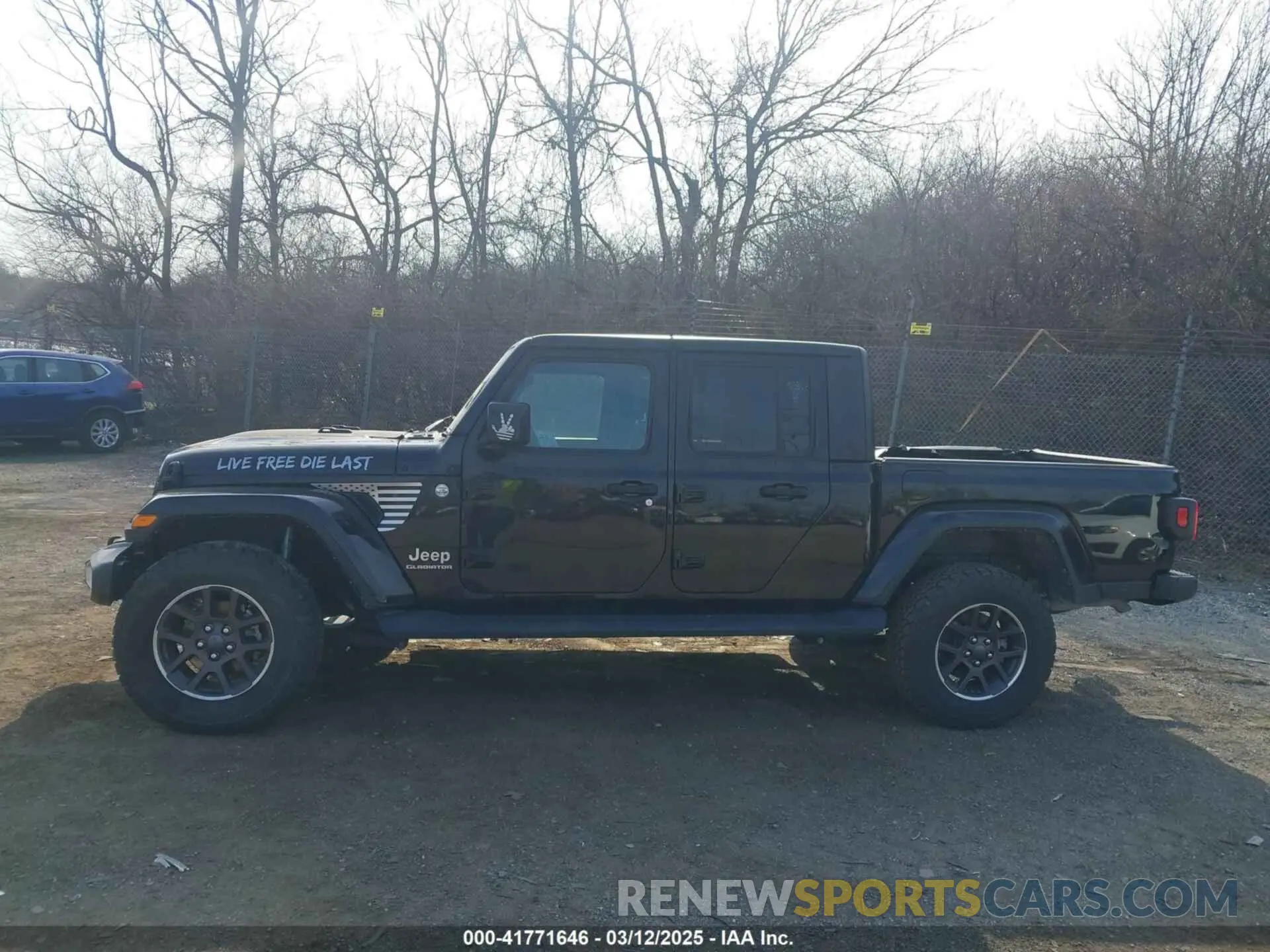 14 Photograph of a damaged car 1C6HJTFG1ML606215 JEEP GLADIATOR 2021
