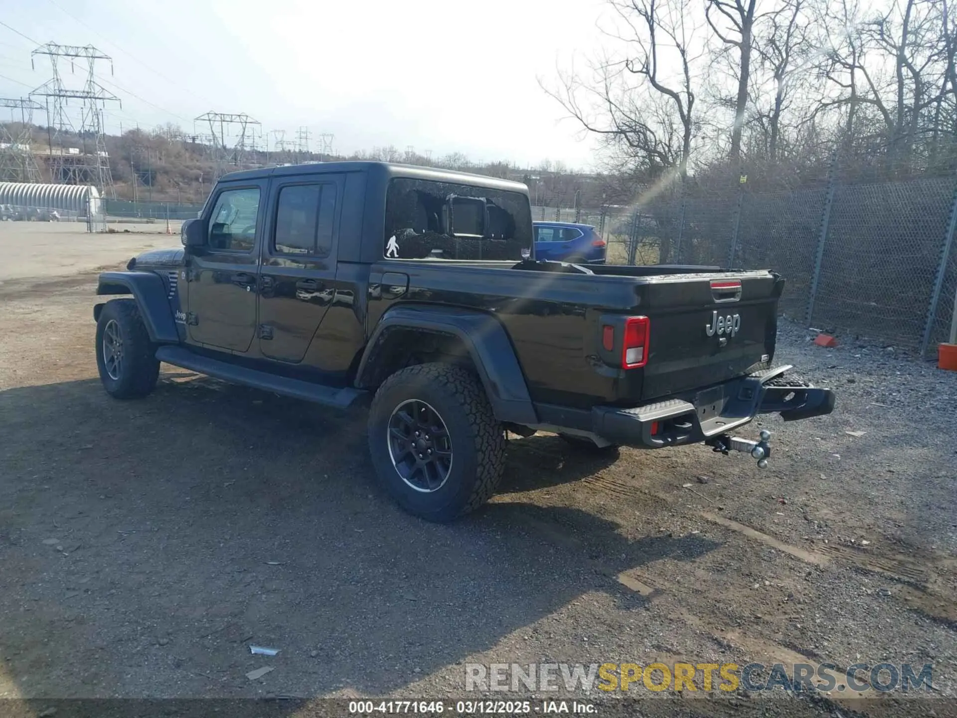 3 Photograph of a damaged car 1C6HJTFG1ML606215 JEEP GLADIATOR 2021