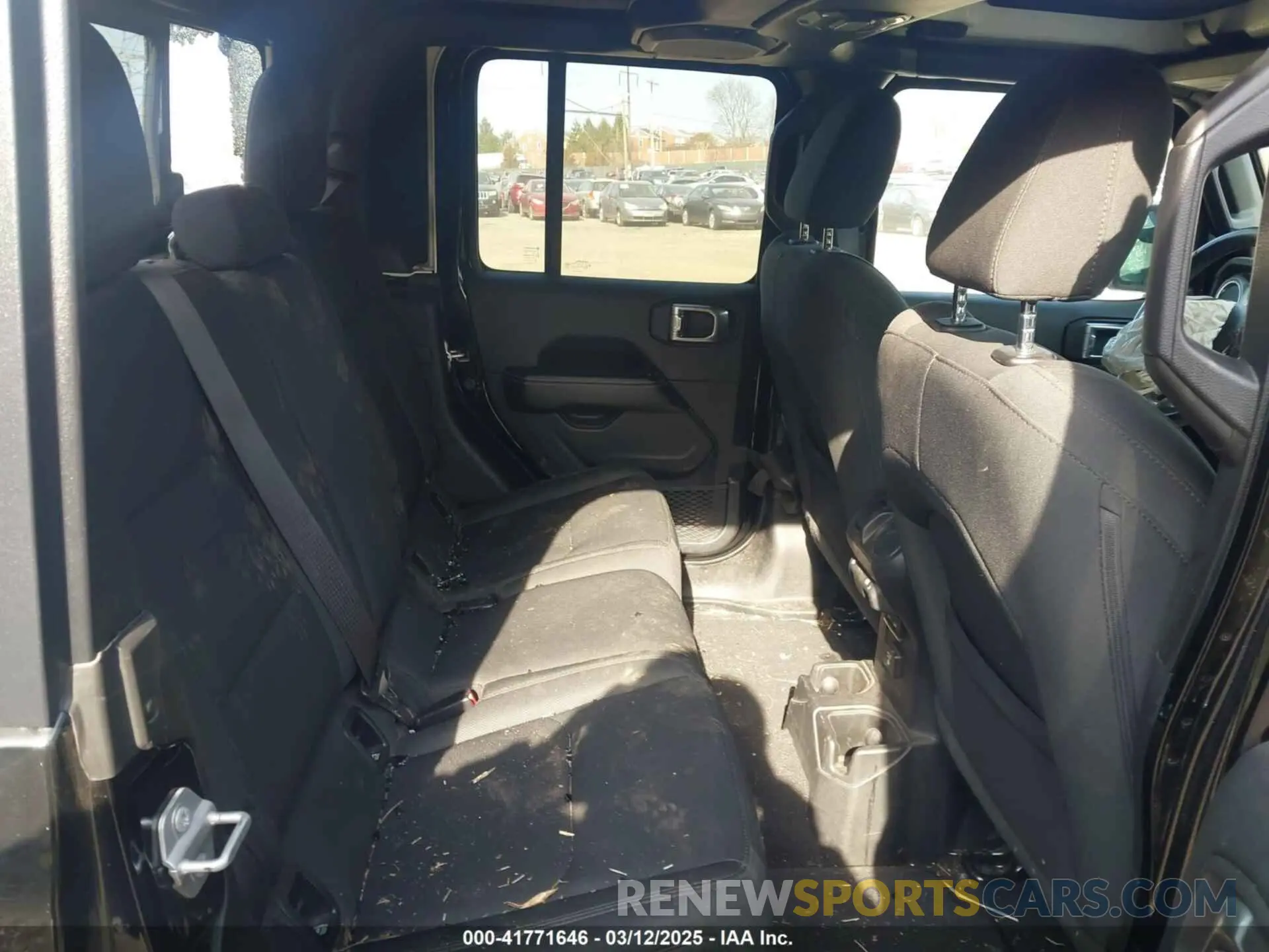 8 Photograph of a damaged car 1C6HJTFG1ML606215 JEEP GLADIATOR 2021