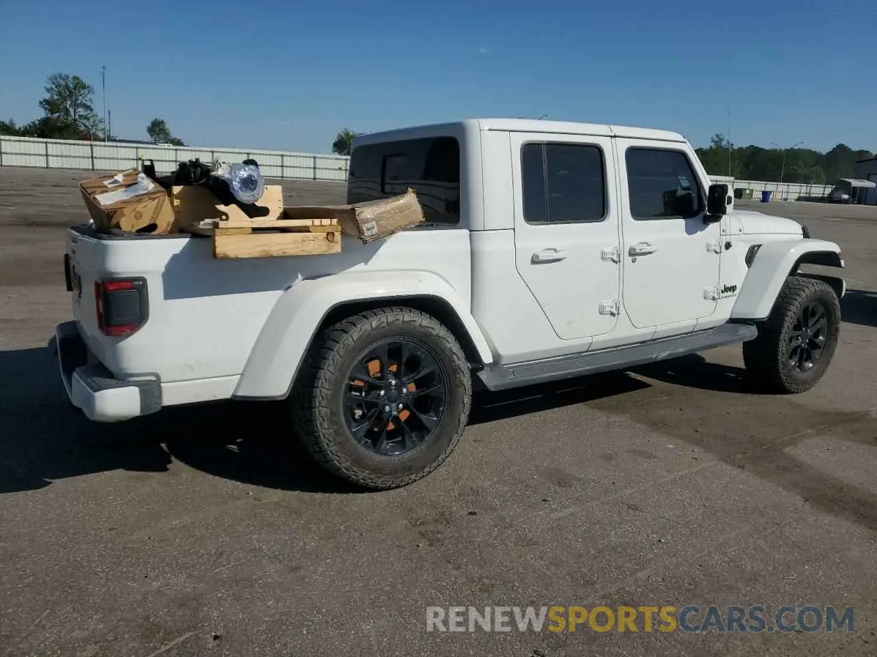 3 Photograph of a damaged car 1C6HJTFG2ML557221 JEEP GLADIATOR 2021