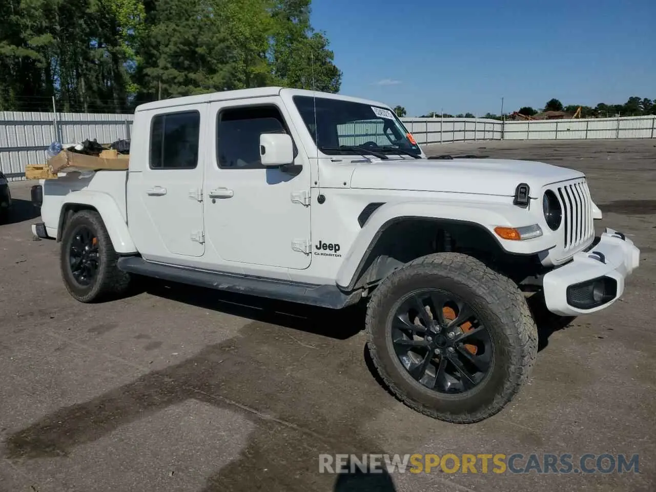4 Photograph of a damaged car 1C6HJTFG2ML557221 JEEP GLADIATOR 2021