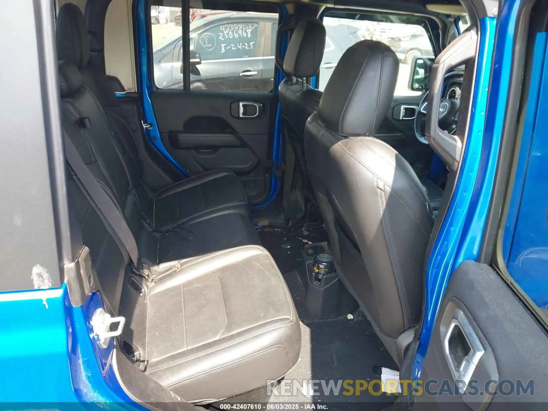 8 Photograph of a damaged car 1C6HJTFG2ML617322 JEEP GLADIATOR 2021