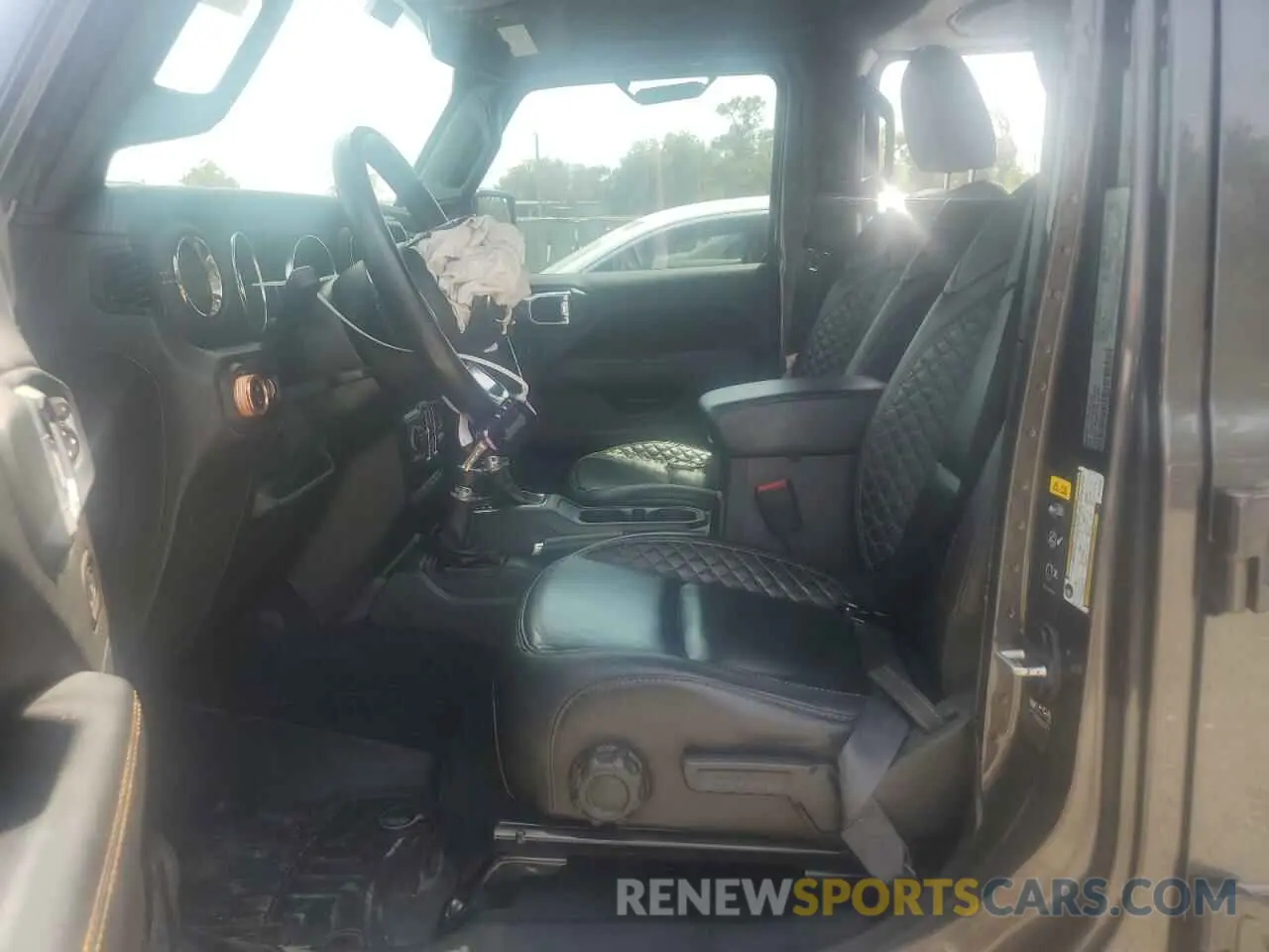 7 Photograph of a damaged car 1C6HJTFG7ML579232 JEEP GLADIATOR 2021