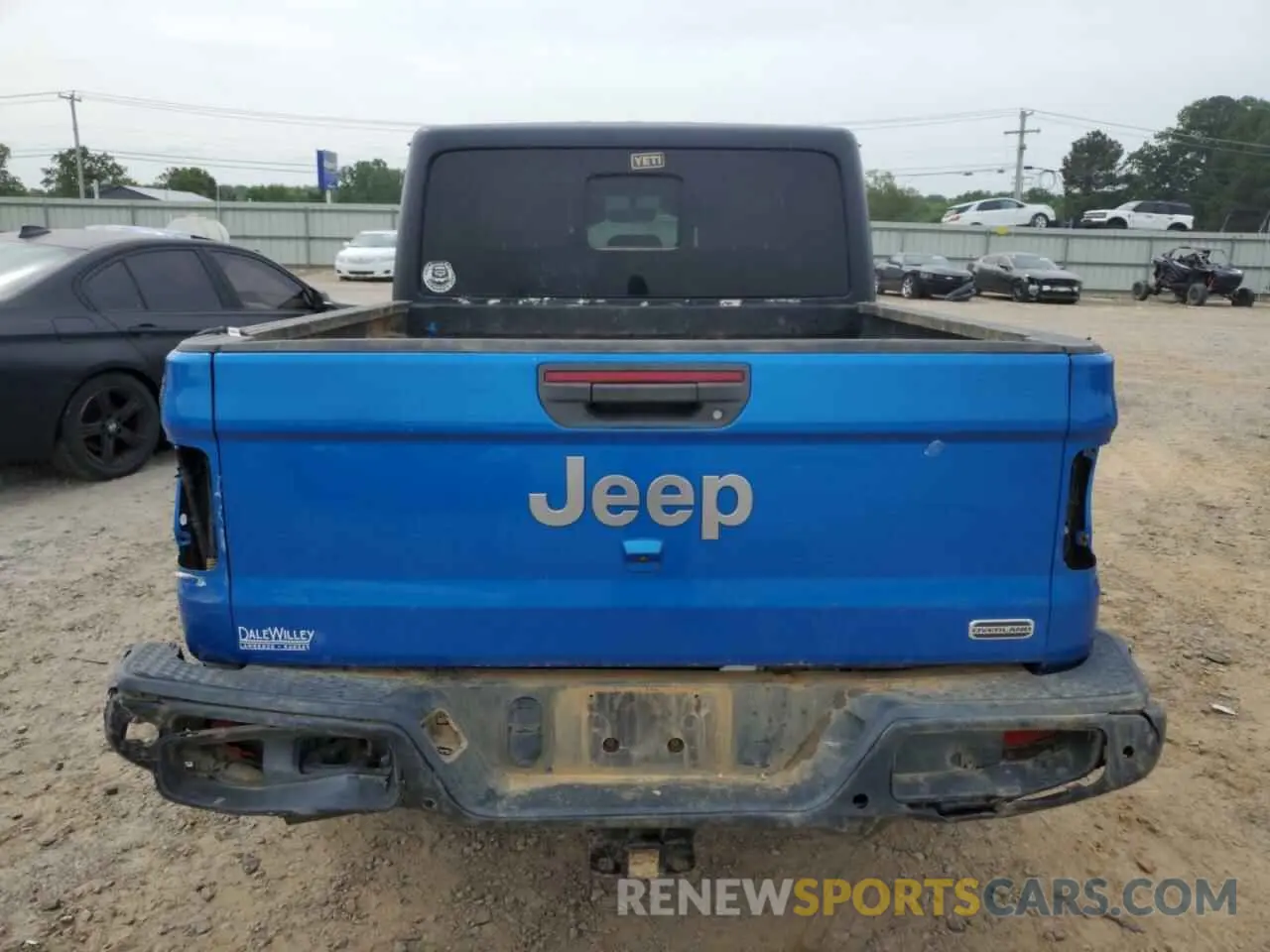 6 Photograph of a damaged car 1C6HJTFG7ML585693 JEEP GLADIATOR 2021