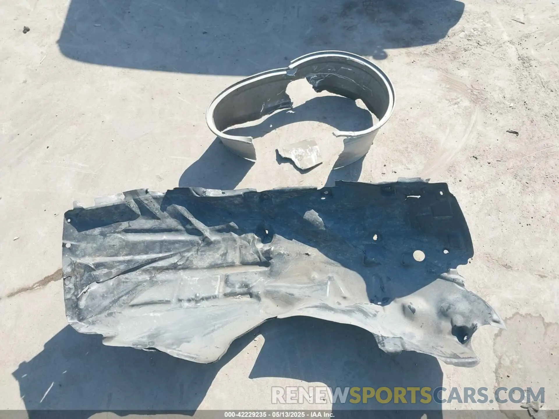 12 Photograph of a damaged car 1C6HJTFG8ML551570 JEEP GLADIATOR 2021